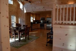 Beautifully Equipped Cabin for Luxury Getaway near Asheville, North Carolina - Fletcher - 6
