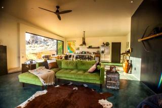 Amazing Lone Pine Cabin for Glamping in California - Lone Pine - 2