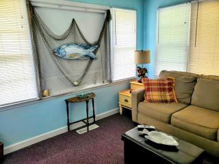 Cozy Waterfront Cottage Rental with Private Boat Launch in Beaufort, North Carolina - Beaufort - 9