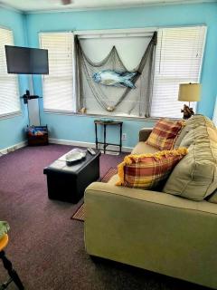 Cozy Waterfront Cottage Rental with Private Boat Launch in Beaufort, North Carolina - Beaufort - 5