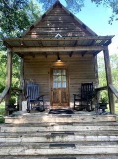 Historic Log Cabin near Danville, Virginia - South Boston - 0