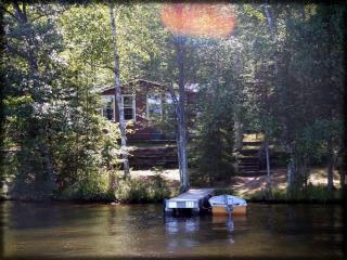 Quiet Cabin Rental Perfect for a Honeymoon near Eagle River, Wisconsin - Eagle River - 0