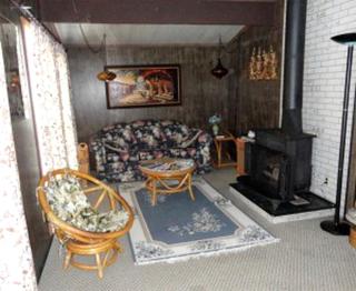 Lovely Two-Bedroom Family Cabin Rental with Lake Views near Eagle River, Wisconsin - Eagle River - 0