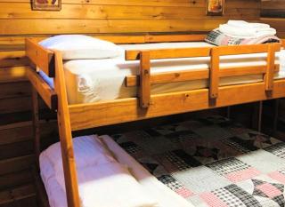 Rustic Cabin Rental in the Wilderness near Beckley, West Virginia - Hico - 4
