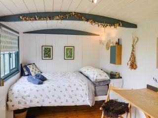 Oak Shepherd Hut - Bridport - 9