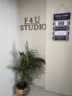 F 4 U Studio - 8