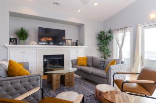 Dolphin Watch by Bryant Real Estate - 9