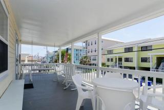 Henson Upper by Bryant Real Estate - 8