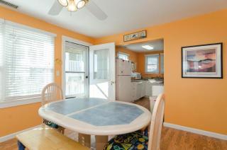 CBs Bella Vista by Bryant Real Estate - Carolina Beach - 4