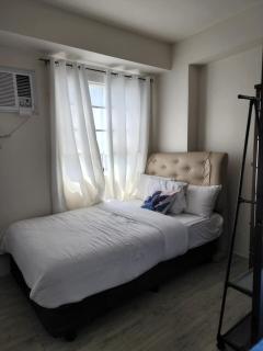 Capitol Central Condo, 2 Bedroom - Bacolod - 6