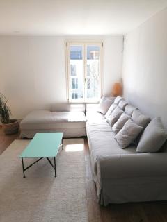 Grosse Charmante Wohnung - Erlach - 8