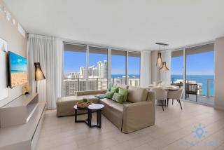 Wrap Around Balcony - Paradise Beach - Amazing Pools - Hollywood - 6