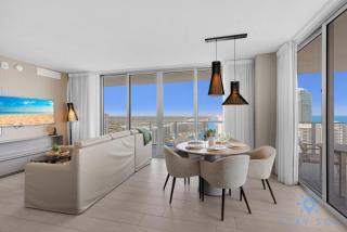 Wrap Around Balcony - Paradise Beach - Amazing Pools - Hollywood - 4
