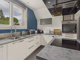 Jolie maison avec jardin et terrasse pour 4 - 7