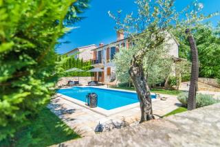 Villa Ventura by Kompas Villas - Rajki - 0