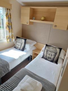 Lotus Lodge Northumberland - 3
