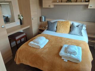 Lotus Lodge Northumberland - 1