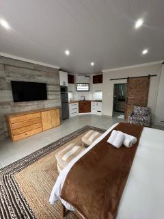 The Sanctuary - Guest House - East London - 2