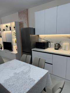 AURA seaview beachfront - Durrës - 7