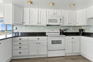 Ocean City Getaway Capri 2BR w Ocean Views, Pool, Fitness Center - 3