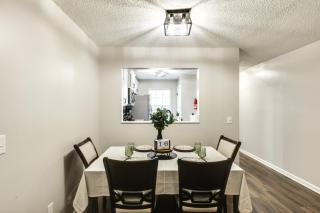 2 Mi to Fort Stewart Modern Hinesville Haven - 5