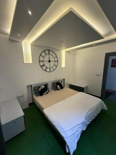 VEDA HOTEL ll - - 5