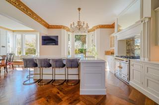 Luxury Villa - City Centre - Sleeps 13 - Nottingham - 8