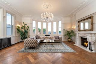 Luxury Villa - City Centre - Sleeps 13 - Nottingham - 5