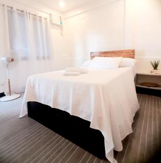 Sundown Private Studio Rooms - General Luna - 6