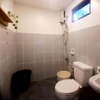 Sundown Private Studio Rooms - General Luna - 4