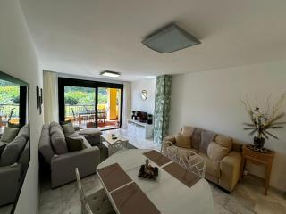 Green Hill Apartment - 4