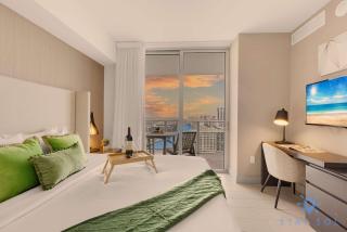 High-Floor with Stunning Views-Luxury Condo - Pools - Hollywood - 9