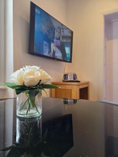 Charming 2 Bedroom Flat in Paddington - London - 2