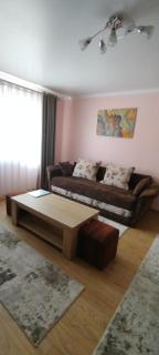 Cool Apartment Radauti - Rădăuţi - 5