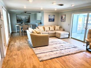 All New River House retreat with private heated pool - Bradenton - 2
