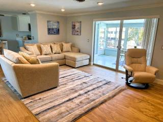 All New River House retreat with private heated pool - Bradenton - 1
