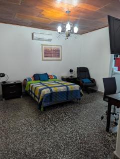 2 cuadras del parque central de Danlí Apartamento completo - Danlí - 0