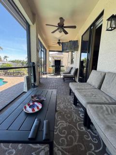 Lauren's palm palace - Cape Coral - 1