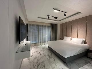 Crowne Apartments - Mamaia - 3