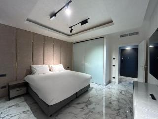 Crowne Apartments - Mamaia - 1
