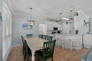 Sweet 'N Salty Private Gated Beach Heated Pool - 1