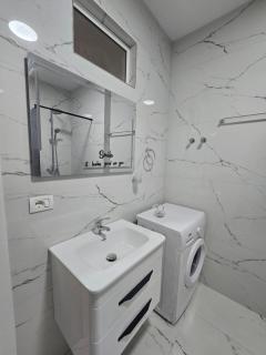 Kejdi Golem Central Apartment - Golem - 7