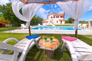 Villa Oaza, a charming Summer hideaway for Families and Friends - Višnjan - 9