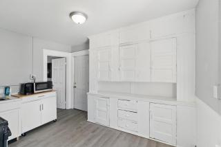 Modern 2BR Mins to Univ, Zoo, Destiny, Downtown - Syracuse - 5