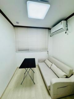 Clean House 3 minutes from Hongik Univ Station - Seoul - 6