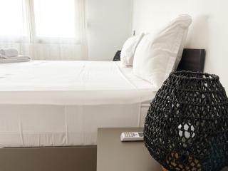 DakarByDays-DBD007-Appartement AMELIE 3 chambres - 6