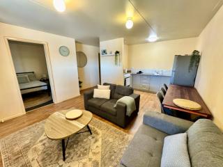 Stay on Scadden ll - 9