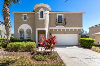 Emerald Island 7 Bed Vacation Home with Tranquil Views - Private Pool & Spa - Nr Disney - Kissimmee - 7