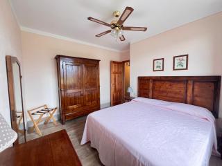 Casa Rosa - Montecarlo - 1