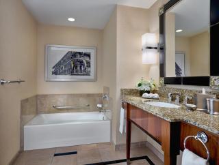 Loews New Orleans Hotel - 2